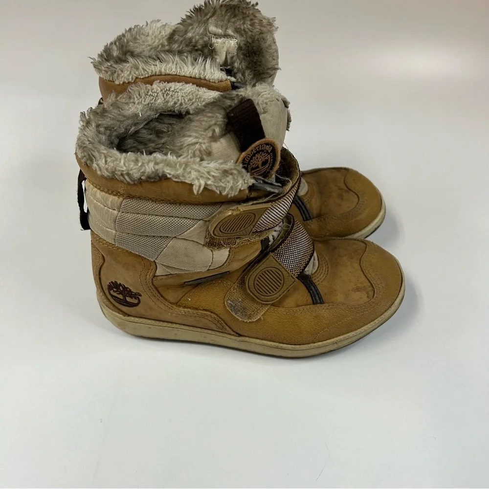 Timberland Children’s Kids Size 2.5 Winter Snow Boots Brown Beige Furry #3805